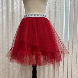 I’M Isola Marras Asymmetrical Tulle Skirt NWOT, Size 42 / M